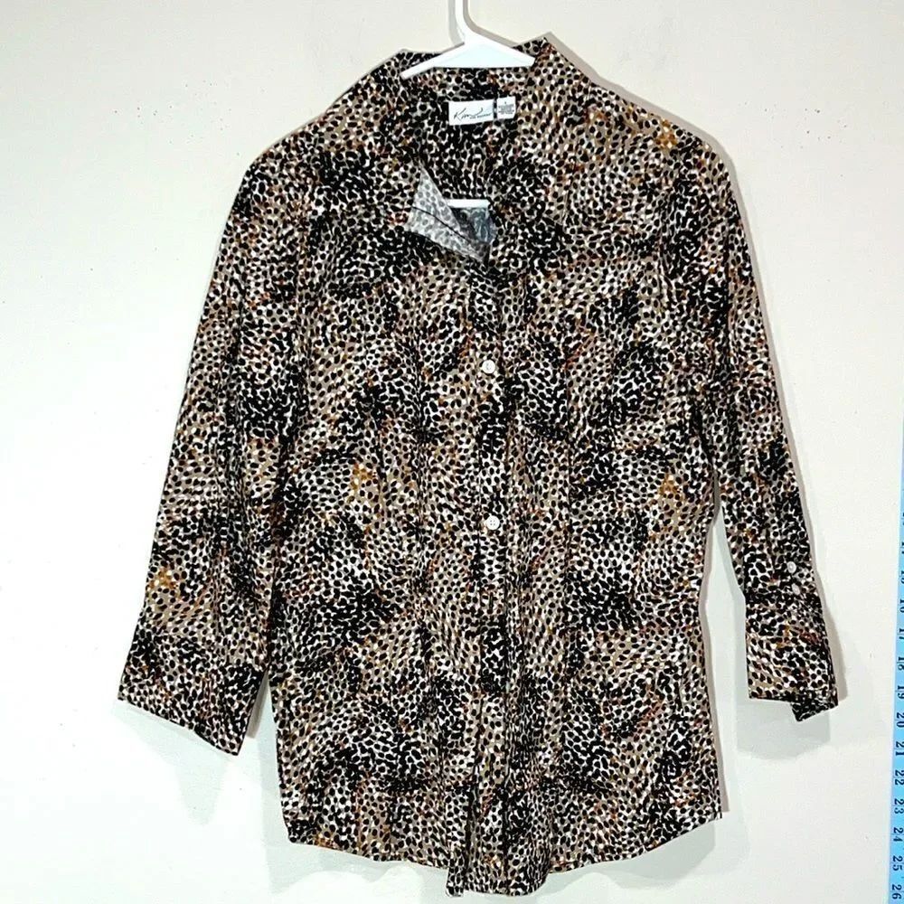 Beautiful Animal Print Button Up By Kim Rogers. Size Large